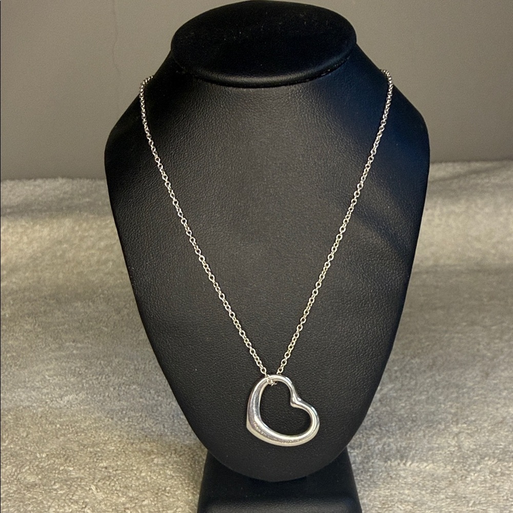 Tiffany & Co Elsa Peretti Open Heart 22mm 16" Necklace 925